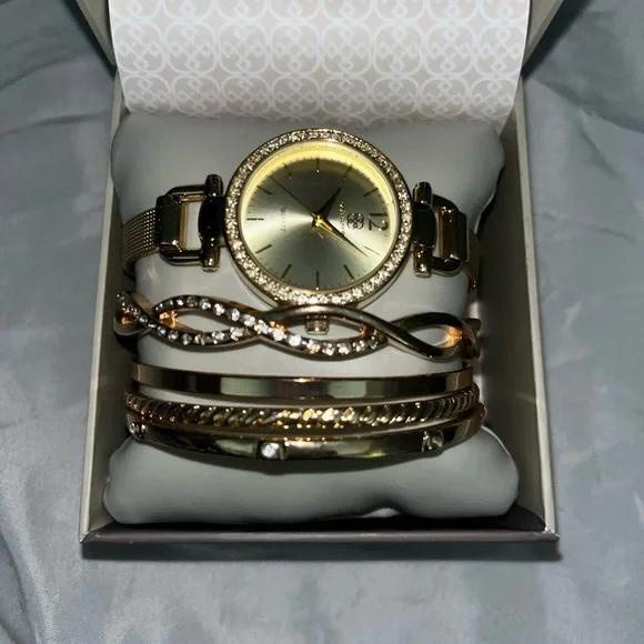 Daisy Fuentes Watch